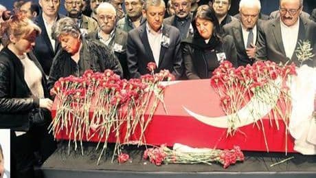 Barış dilekleriyle uğurlandı