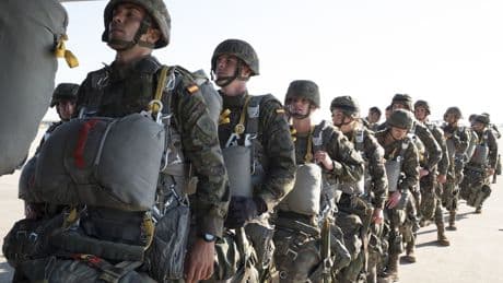 Un informe del Congreso insta a equiparar el salario de los militares con el de policías y guardias civiles