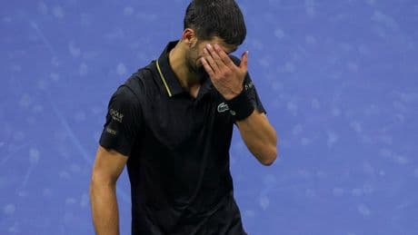 El gafe de Djokovic en el US Open: problemas físicos, dolorosas derrotas y una relación tensa con el público