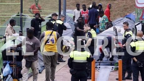 El alcalde defiende la actuación policial en la plaza del Gas: «Si alguien no lo entiende, es su problema»