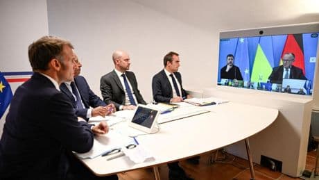 Sánchez vuelve a quedar excluido: los líderes europeos respaldan una reunión trilateral entre Trump, Putin y Zelenski