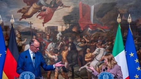 Friedrich Merz in Italien: Merz hilft Meloni