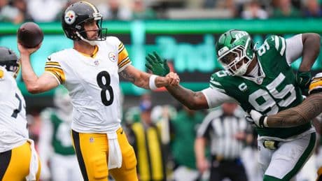 Vier Touchdowns gegen Ex-Team: Rodgers gewinnt mit Steelers