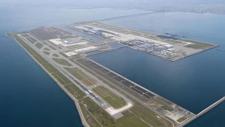 Japan: Osaka Kansai: Der Flughafen, der im Meer versinkt