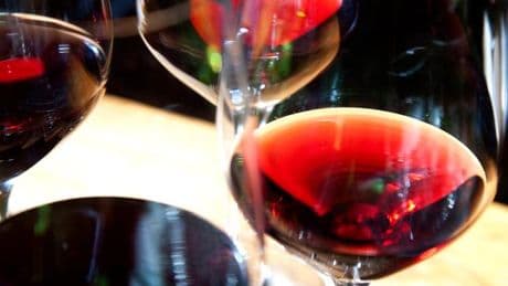 À Bordeaux, des dégustations de vin sous hypnose