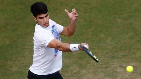 Alcaraz - Davidovich: horario y dónde ver por TV y online su debut en Queen’s