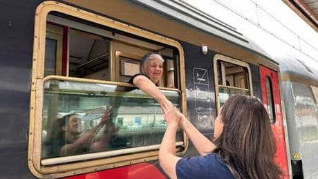 Antonia Lofiego, malata di sclerosi multipla torna a camminare: la guarigione inspiegabile a Lourdes