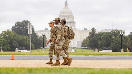 La Guardia Nacional desplegada en Washington empezará a ir armada