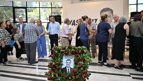Binlerce kişi Başkan Ferdi Zeyrek için taziyelerini iletti