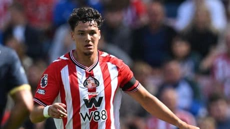 Gesteggel om Nederlandse verdediger: Sunderland wil Jenson Seelt (ex-PSV) niet afstaan aan Verona