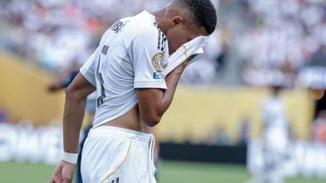 El PSG de Luis Enrique destroza al Madrid y luchará por el Mundial contra el Chelsea