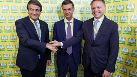 "Così l'Europa distrugge l'agricoltura"