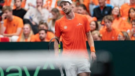 Tennissers ruim achter tegen Argentinië na eerste dag Davis Cup: ook Botic van de Zandschulp onderuit