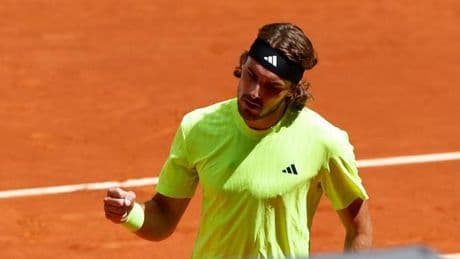 Tsitsipas desiste ante Fils y cae en Roma