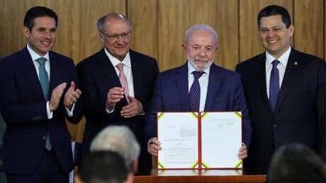 Hilfspaket für Unternehmen: Brasilien will Folgen von US-Zöllen abfedern