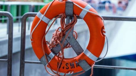 Wolgaster Hafen: Mann will Angler aus Wasser retten - beide tot