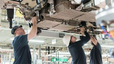 Autoindustrie: „Sehr solide Verhandlungsposition“: BMW, Mercedes und Volkswagen verhandeln über US-Deal
