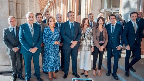 Las comunidades del PP cargan en el Senado contra la ley de vivienda y los &quot;chantajes&quot; del Gobierno y piden una reunión con la ministra