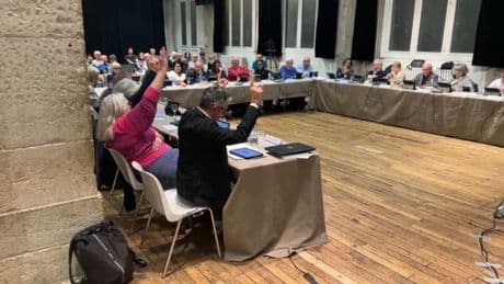 Isère: 75% des subventions d'une association gelées après un appel à faire barrage à l'extrême droite