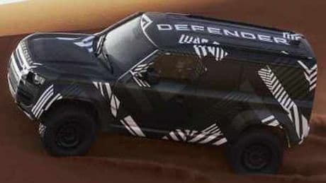 Defender Dakar D7X-R, test in Marocco con Peterhansel. Debutto previsto alla Dakar 2026
