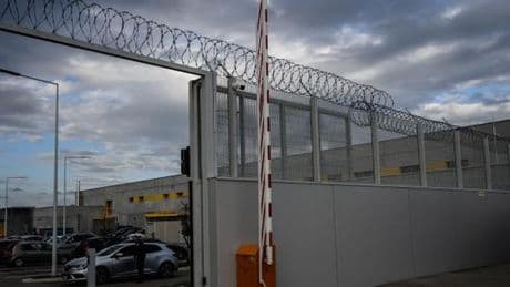 La rétention maximale des étrangers jugés « dangereux » portée à sept mois