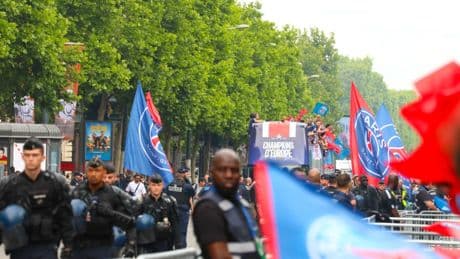Débordements après la victoire du PSG : nouvelle surenchère répressive de Gérald Darmanin qui veut « supprimer » le sursis
