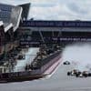 Live F1 | Verstappen verliest leiding aan Piastri op nat Silverstone