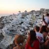 Van te veel naar te weinig? Toeristen blijven weg uit anders zo populaire Santorini na reeks aardbevingen