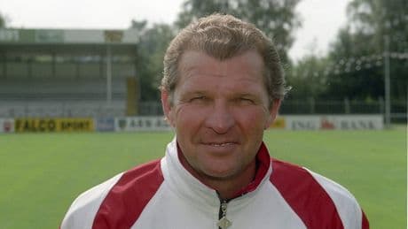 Oud-voetbaltrainer Theo Vonk (77) overleden