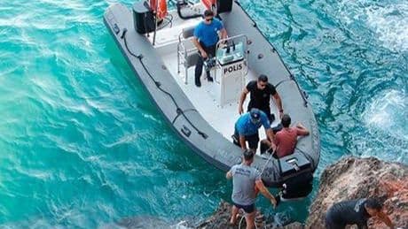 Eşiyle yaptığı görüntülü arama hayatını kurtardı: Falezlerde ölümden döndü