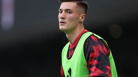 Benjamin Sesko puts rivals on notice as he explains early Man Utd struggles