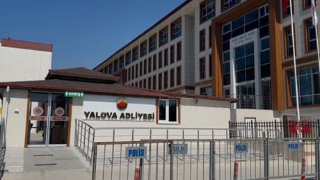 Yalova'da vahşet! Boğazını keserek öldürdü