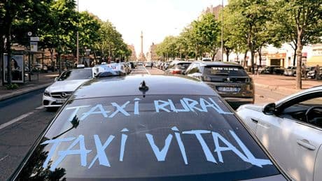 SNCF, taxis, hôpitaux… Dans quels secteurs y a-t-il des appels à la grève pour la rentrée ?