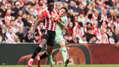 Iñaki Williams viaja a Valencia