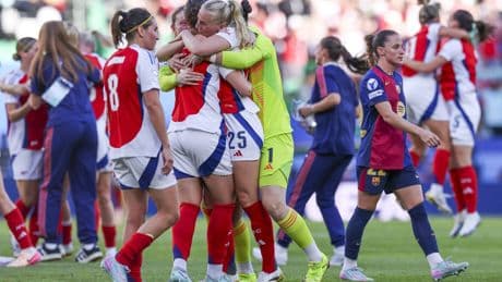 Met coach Renée Slegers winnen vrouwen van Arsenal na achttien jaar weer de Champions League. ‘We wisten dat het momentum zou draaien’