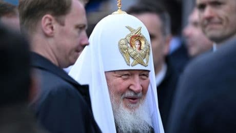 Russisch-orthodoxes Kirchenoberhaupt will mit Leo XIV. Verhältnis beider Kirchen verbessern