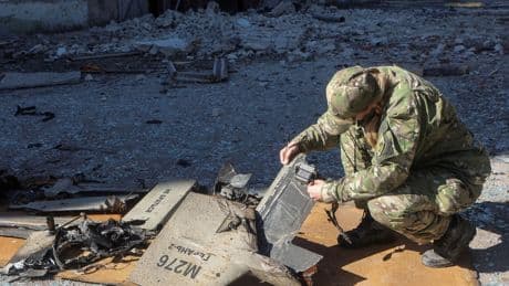 Una nota oculta en un dron ruso revela una nueva táctica para eludir las defensas ucranianas