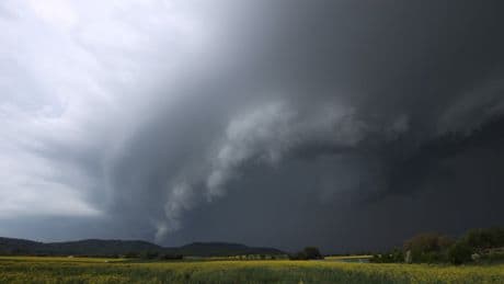 Gewitter und Starkregen: Verletzte bei Unwettern in mehreren Bundesländern