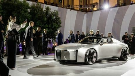Audi, il futuro in un concetto. Scelto il palcoscenico di Milano per svelare Concept C, vettura che anticipa il nuovo corso stilistico
