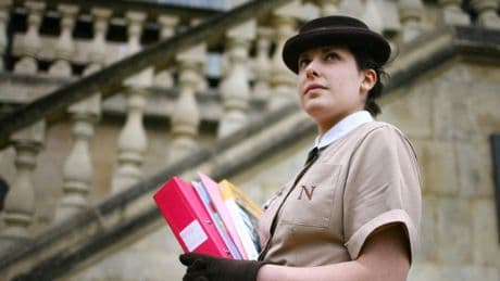 Norland College, la prestigieuse école britannique qui forme les nounous de l’aristocratie et des milliardaires de la tech