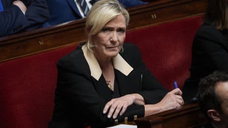 La question de la climatisation échauffe le débat politique