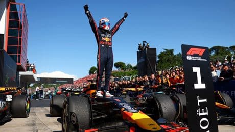 Intimi, teamleden en concurrenten over jubilaris Max Verstappen: ’Ik dacht: holy moly, waar komt hij vandaan?’