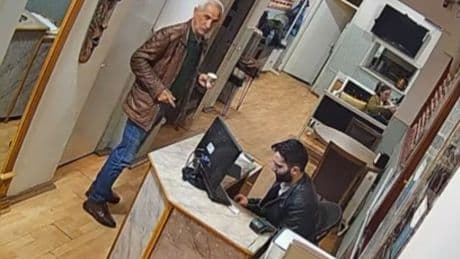 Özgür Özel'e saldıran Selçuk Tengioğlu'nun saldırıdan önceki görüntüleri ortaya çıktı