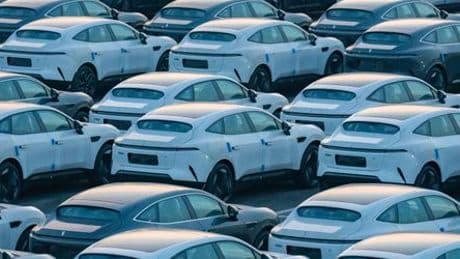 Autoindustrie: Bosch-Chef Stefan Hartung warnt vor Folgen des Verbrennerausstiegs