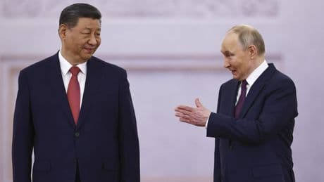 LIVE | Chinese president Xi prijst ’vriend’ Poetin en hekelt internationaal ’pestgedrag’ in Moskou