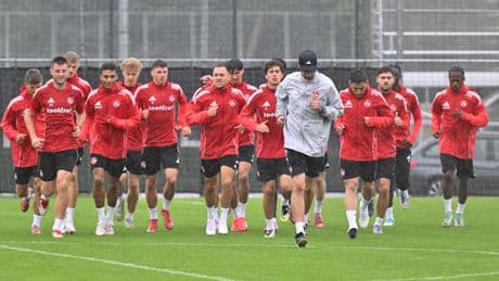 KI hilft bei Nürnbergs XXL-Kader - Spieler bekommen Klose aufs Ohr