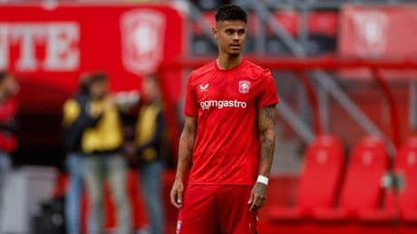 Mees Hilgers keert pas na contractverlenging terug bij FC Twente