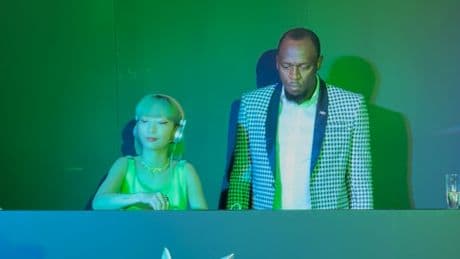 Ex-Sprint-Star in Tokio - Plötzlich taucht Bolt als DJ auf