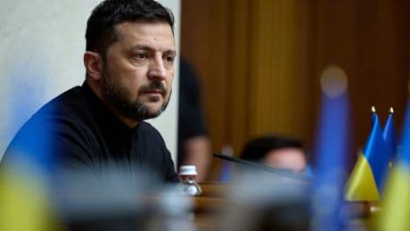 Ukraine-Krieg: Razzien gegen Korruptionsermittler – Kritik an Selenskyj