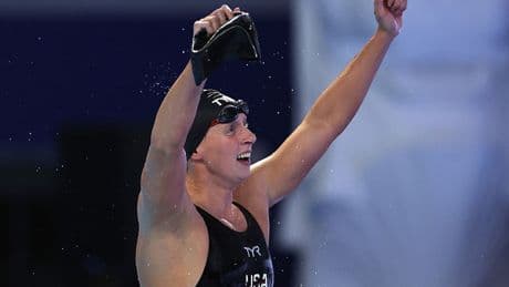 Katie Ledecky wins thrilling 800m world gold to deny Summer McIntosh shot at five individual titles